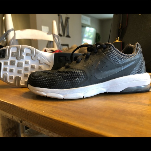 Nike run - Picture 2 of 2